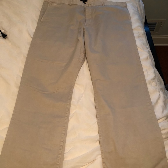 Banana Republic Fulton Chino - Picture 2 of 3